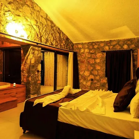 Villa 2 Bedroom Private Located In Oludeniz